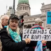 Aumento del 84% a jubilaciones en Córdoba: por qué no alcanza a los jubilados nacionales