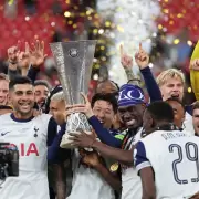 Cuti Romero toca el cielo europeo y se consagra en la Europa League