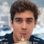 Franco Colapinto le explic� a Pierre Gasly c�mo se hace el mate y encendi� las redes