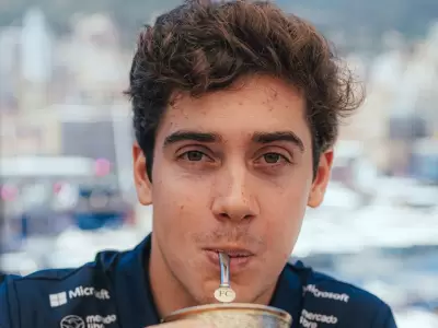 El desopilante tutorial de Colapinto sobre el mate.