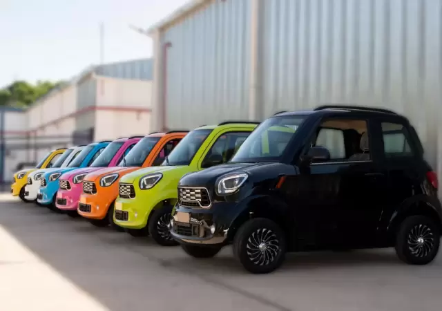 Tito, el auto el�ctrico argentino.