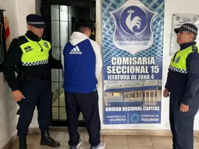 El hombre violento qued� detenido en la Seccional 15�. (Foto: NA)