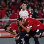 Hurac�n jugar� la final del torneo Apertura tras superar a Independiente por penales