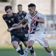 Gimnasia hizo todo menos el gol y empat� con Chacarita en el Legrotaglie