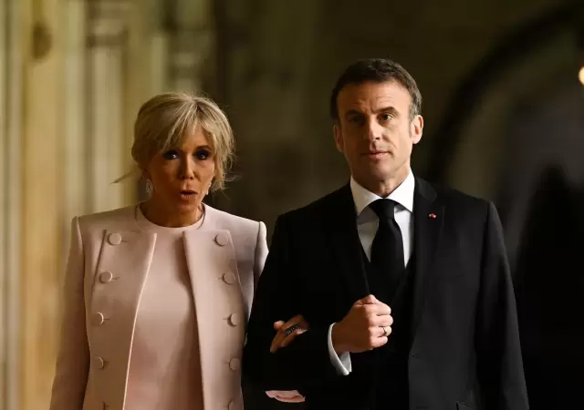 La historia de amor entre Macron y Brigitte desat� un esc�ndalo que sacudi� a la sociedad francesa.
