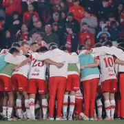 Antes de jugar la final del Torneo Apertura, Hurac�n define su futuro internacional