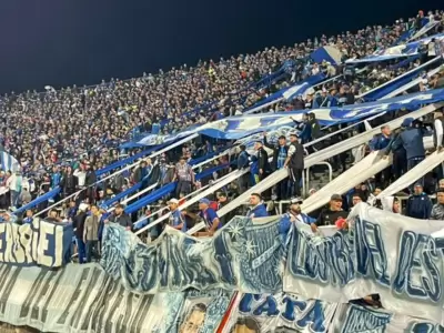 La hinchada del Tomba se empieza a despedir del Malvinas