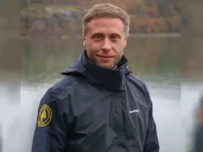 Cristian Larsen.