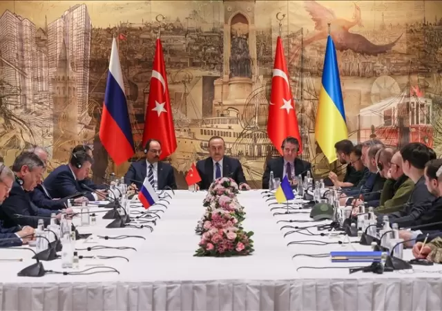 Estambul ser�a, posiblemente, una vez m�s el epicentro de las discusiones entre Mosc� y Kiev.
