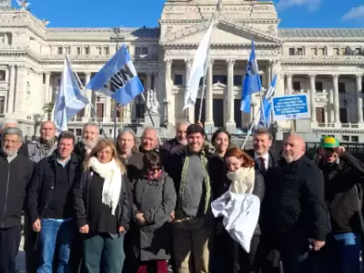 La Uni�n de Trabajadores de la Educaci�n ayer concurrieron al Congreso con el fin de plantearles a los legisladores sus urgencias.