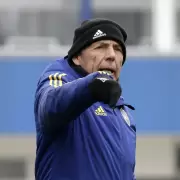 A horas de asumir en Boca, Russo le pas� a Riquelme la lista de refuerzos