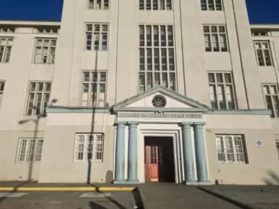 El colegio Dean Funes, cuyos alumnos fueron amenazados de muerte. (Foto: web)