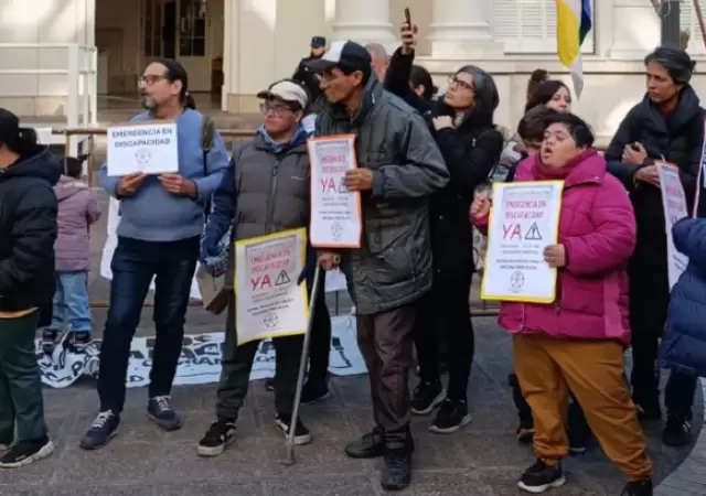 Ayer la Legislatura de Mendoza fue uno de los puntos del pa�s donde hubo encendidas protestas por la discapacidad en Argentina.