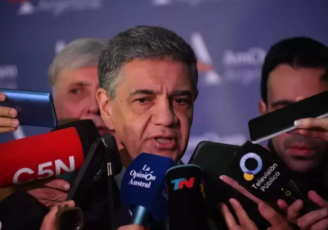Luego de la fuerte ca�da en las elecciones, Macri decidi� cambiar funcionarios/