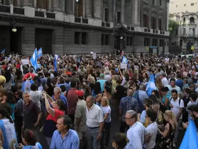 La democracia no son s�lo los votos. /