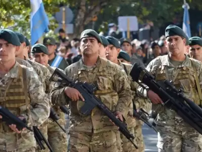 Un ej�rcito que analiza cambio de roles