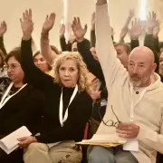 El PJ mendocino defini� internas para elegir candidatos y marcar diferencias con la UCR