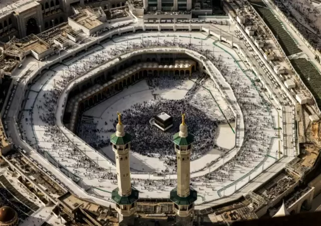 Los fieles se concentran en la ciudad saud� para cumplir uno de los cinco pilares del Islam.