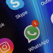 WhatsApp: esto es lo que significa que te manden el número 700