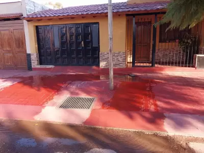 Guaymall�n: un medidor defectuoso provoca una gran fuga de agua y un reclamo sin respuestas