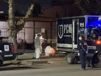 Asesinan a un hombre en Maip� y detienen a un tatuador con la ropa ensangrentada