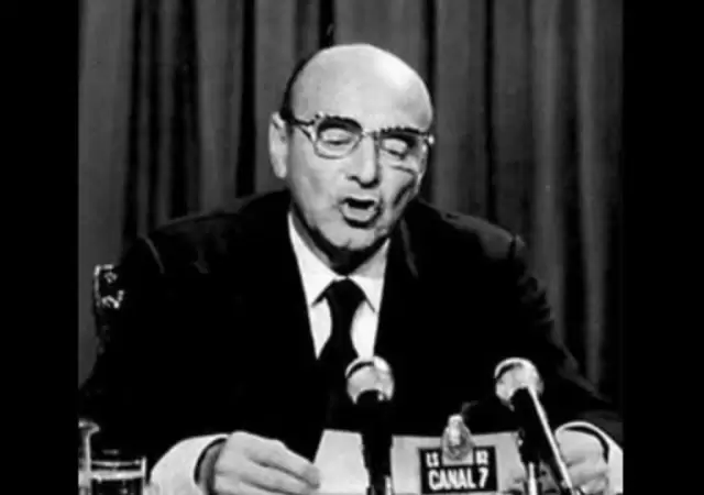 Celestino Rodrigo anuncia anuncia un plan econ�mico que  dej� a todos descolocados. (Foto: archivo web)