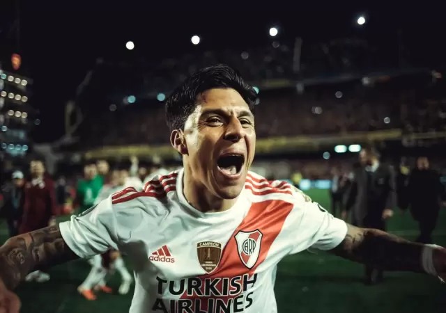Enzo P�rez: Chau River �Hola Maip�?
