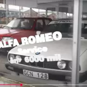 M�s de 100 autos cl�sicos abandonados en una concesionaria cerrada hace 20 a�os