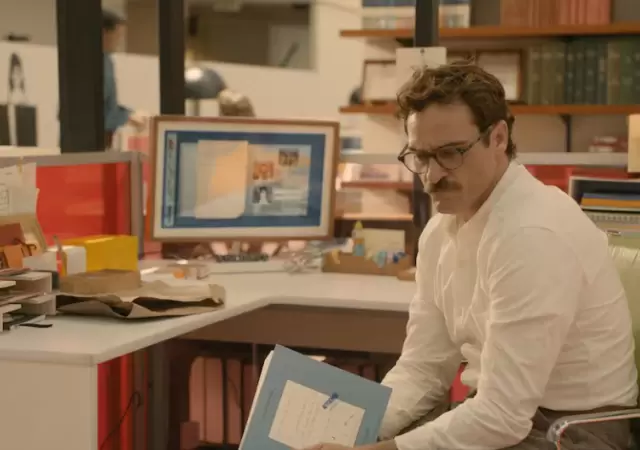 Joaquin Phoenix, en la pelicula "Her", de Spike Jonze, donde el protagonista entabla una relaci�n sentimental con una inteligencia artificial.