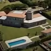 Mendoza subast� la mansi�n de un ex intendente y las aulas ser�n las beneficiadas