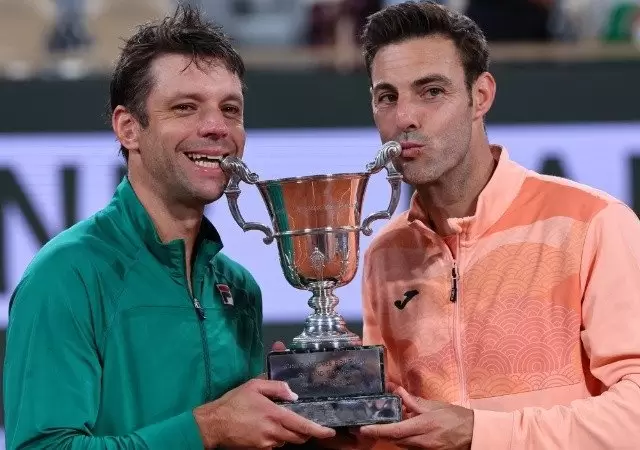 Horacio Zeballos gan� Roland Garros junto a Marcel Granollers