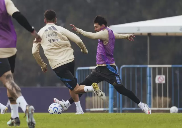 Argentina se prepara para recibir a Colombia: Messi titular y los posibles cambios