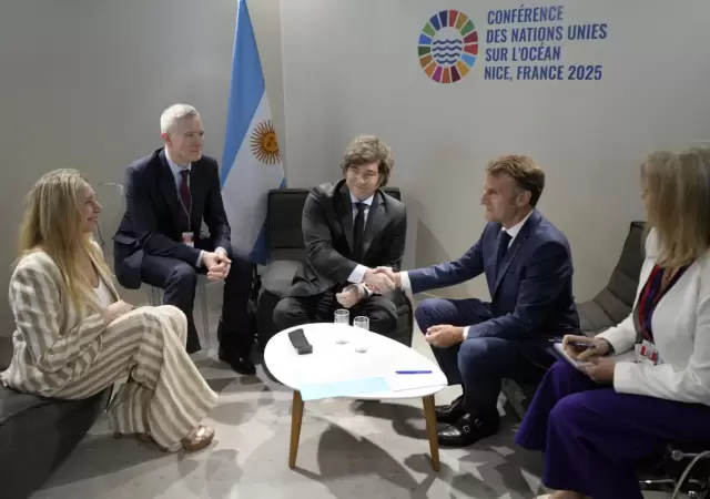Javier Milei y Emmanuel Macron.