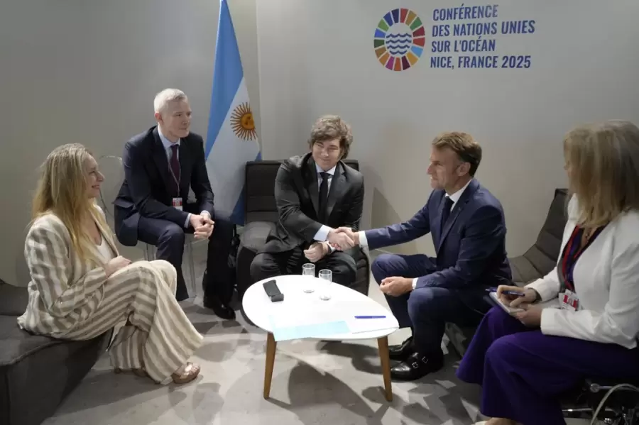 Javier Milei y Emmanuel Macron.