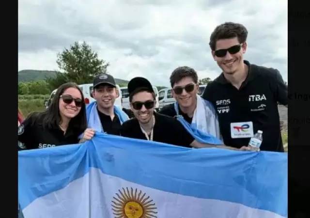 Argentino gan� el mundial sobre ingenier�a aeroespacial.