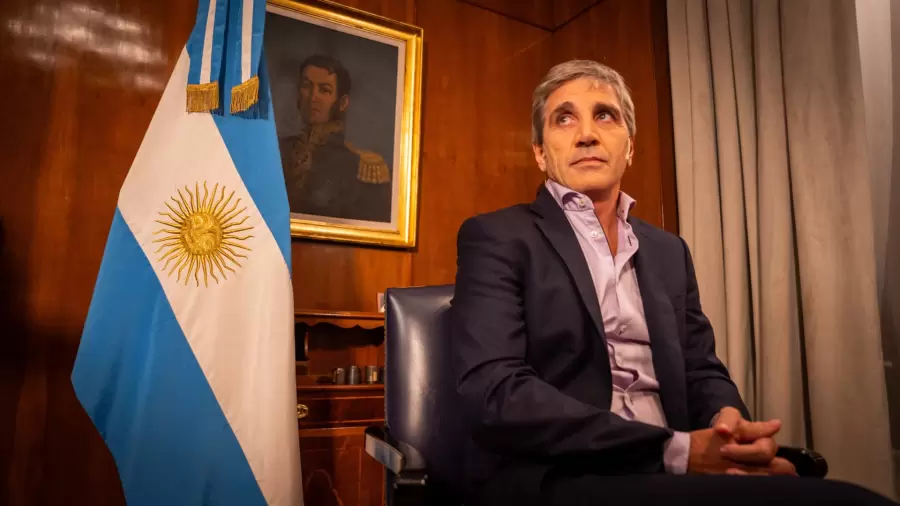 Ministro Luis Caputo