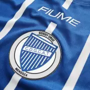Godoy Cruz presenta nueva camiseta con un gui�o hist�rico