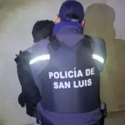 Irrumpi� drogado, encerr� a dos ni�as y quiso llevarse a una por la fuerza
