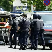 Masacre en una escuela por un tiroteo dej� al menos diez muertos y casi 30 heridos