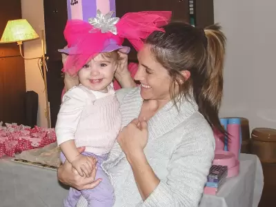 Soledad Pastorutti celebr� los 15 a�os de su hija mayor.