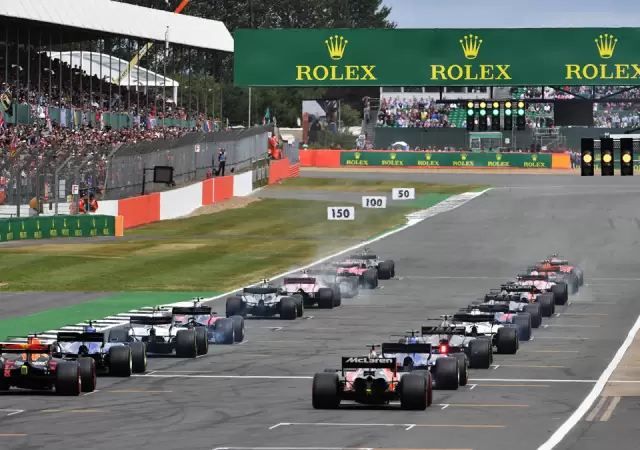 La ins�lita pol�mica que divide el paddock de la F1.