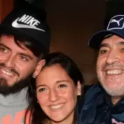 Jana Maradona apoy� a Cristina con una contundente foto con su pap�