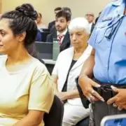 Muerte de los bebés: contundente afirmación de la enfermera que es la principal acusada