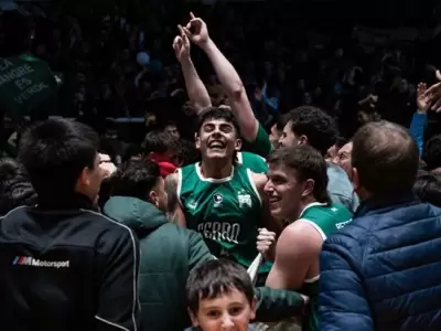 Ferro qued� match point y el viernes puede cerrar la serie.