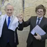 Antes de partir, Milei rezó junto a Netanyahu en el Muro de los Lamentos
