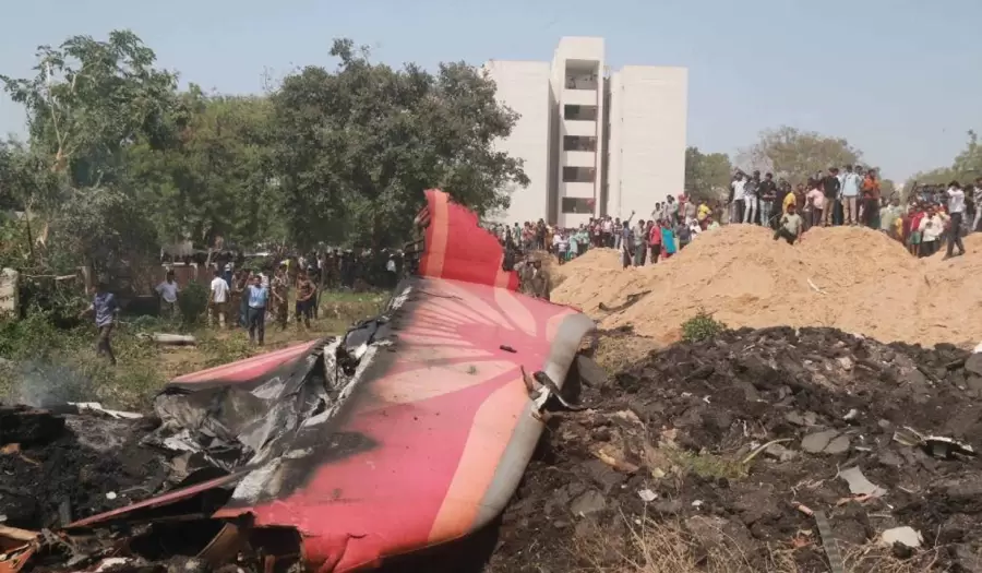 Al menos 290 personas murieron por el accidente a�reo seg�n informaron desde el Hospital Civil de Ahmedabad.