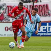 Maipú y Racing de Córdoba no se sacaron ventajas en un partido de penales