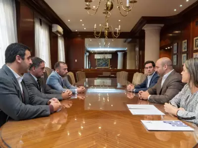 Representantes de Impulsa Mendoza y la Bolsa de Comercio