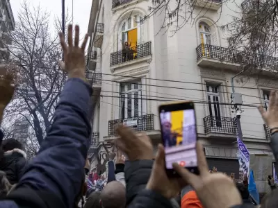Cristina Kirchner en su departamento de Constituci�n.
