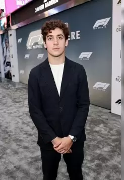 Franco Colapinto en la avant premiere de F1.